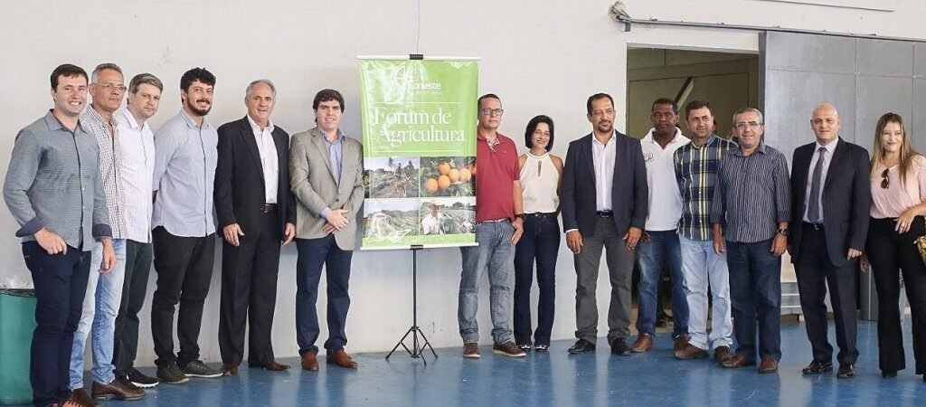 Fórum de Agricultura reúne 11 secretários de Municípios do Conleste e representantes do Governo do Estado.